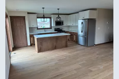 1825 Cypress Trail, New Richmond, WI 54017 - Photo 13