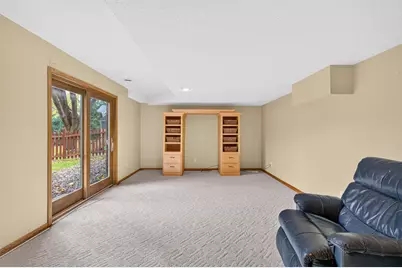 13915 Duluth Drive, Apple Valley, MN 55124 - Photo 29