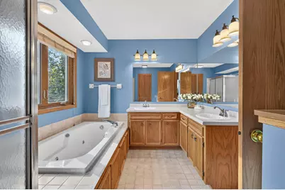 13915 Duluth Drive, Apple Valley, MN 55124 - Photo 23