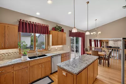 1585 Monarch Street, Shakopee, MN 55379 - Photo 27