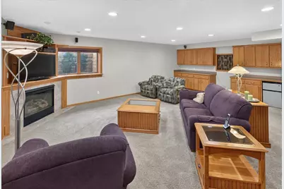 1585 Monarch Street, Shakopee, MN 55379 - Photo 49