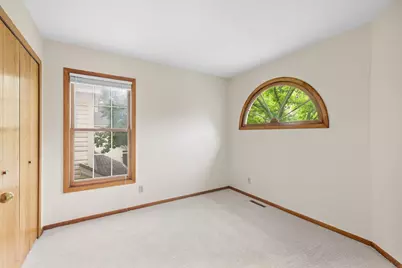 11106 Oregon Avenue S, Bloomington, MN 55438 - Photo 17