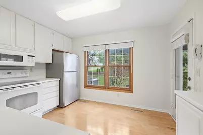 11106 Oregon Avenue S, Bloomington, MN 55438 - Photo 7