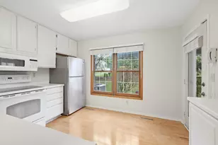 11106 Oregon Ave S, Bloomington, MN 55438 - Photo 7