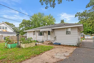 5555 Welcome Avenue N, Crystal, MN 55429 - Photo 25