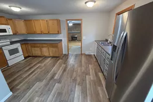 1005 Golf Course Rd, Monticello, MN 55362 - Photo 3