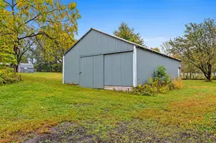 653 Deerwood Dr, Hudson, WI 54016 - Photo 31