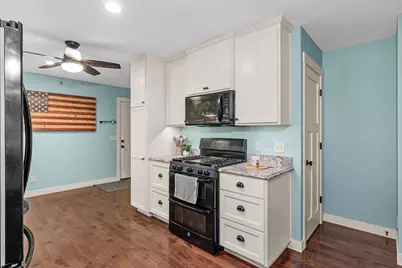 653 Deerwood Drive, Hudson, WI 54016 - Photo 9