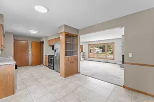 7001 Grimes Ave N, Brooklyn Center, MN 55429 - Photo 11