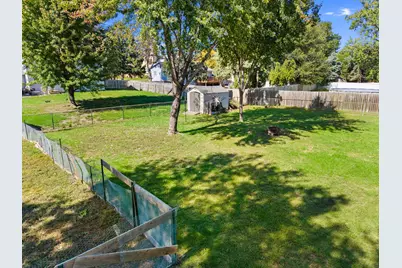 7001 Grimes Avenue N, Brooklyn Center, MN 55429 - Photo 47