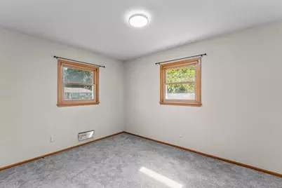 7001 Grimes Avenue N, Brooklyn Center, MN 55429 - Photo 21