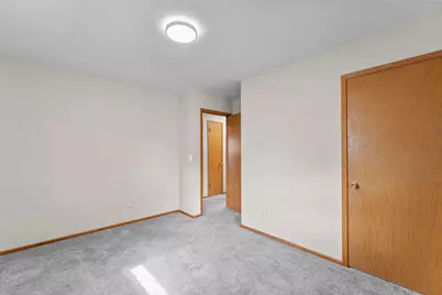 7001 Grimes Avenue N, Brooklyn Center, MN 55429 - Photo 23