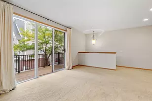 11212 Kinsley St, Eden Prairie, MN 55344 - Photo 7