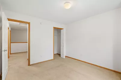 11212 Kinsley Street, Eden Prairie, MN 55344 - Photo 21