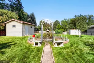 501 17th St E, Hastings, MN 55033 - Photo 27