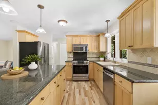 908 Kaymar Ln, Burnsville, MN 55306 - Photo 17