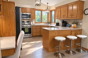 1405 Horseshoe Cir, Eagan, MN 55122 - Photo 3