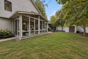 1405 Horseshoe Cir, Eagan, MN 55122 - Photo 21