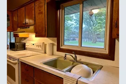416 S Sunset Avenue, Parkers Prairie, MN 56361 - Photo 9