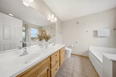 5357 Empire Lane N, Plymouth, MN 55446 - Photo 19