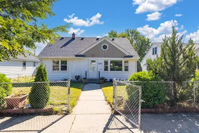 986 Blair Avenue, Saint Paul, MN 55104 - Photo 1