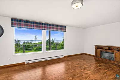 1002 Martha Street, Duluth, MN 55805 - Photo 37