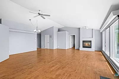 1002 Martha Street, Duluth, MN 55805 - Photo 9