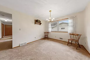 1530 Truman Ave, Owatonna, MN 55060 - Photo 11