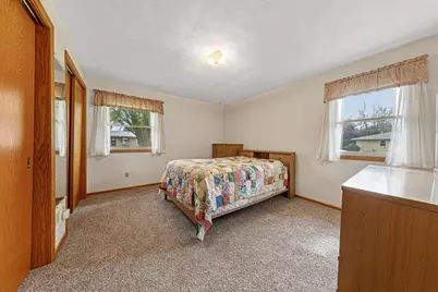 1530 Truman Avenue, Owatonna, MN 55060 - Photo 17