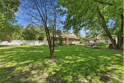 2145 County Road E E, White Bear Lake, MN 55110 - Photo 19
