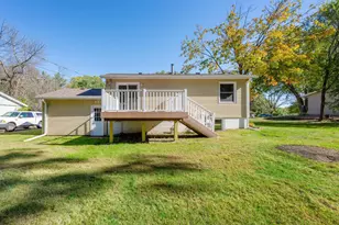 600 Ladonna Ln, Faribault, MN 55021 - Photo 37