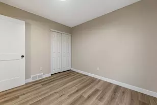 600 Ladonna Ln, Faribault, MN 55021 - Photo 19