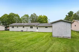 721 Bongey Dr, Menomonie, WI 54751 - Photo 31