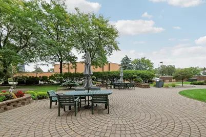 7600 Golden Valley Road #805, Golden Valley, MN 55427 - Photo 27
