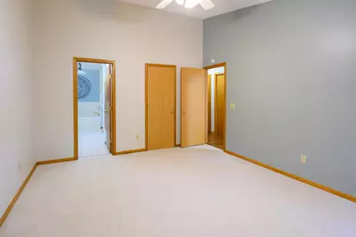 901 Southcross Drive E, Burnsville, MN 55306 - Photo 21