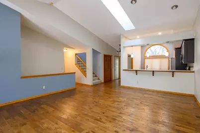 901 Southcross Drive E, Burnsville, MN 55306 - Photo 11