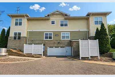 1240 County Road D E #3, Maplewood, MN 55109 - Photo 25