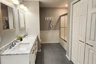 1240 County Rd D E, Maplewood, MN 55109 - Photo 15