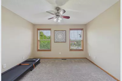 1240 County Road D E #3, Maplewood, MN 55109 - Photo 17