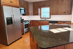 3306 11th St NE, Austin, MN 55912 - Photo 5
