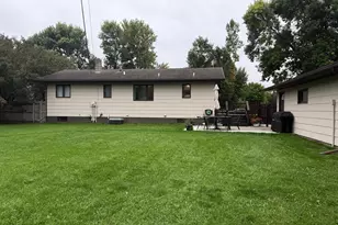 407 W Washington Ave, Mahnomen, MN 56557 - Photo 9