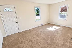 111 Birch St W, Trimont, MN 56176 - Photo 5