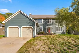 1497 Golf View Dr, River Falls, WI 54022 - Photo 1