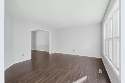 1497 Golf View Drive, River Falls, WI 54022 - Photo 9
