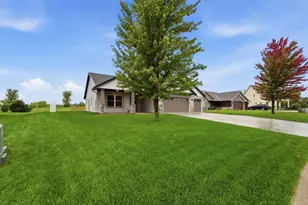 3267 Old Stone Way NE, Sauk Rapids, MN 56379 - Photo 5