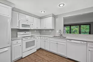 1077 Sibley Memorial Hwy, Saint Paul, MN 55118 - Photo 5