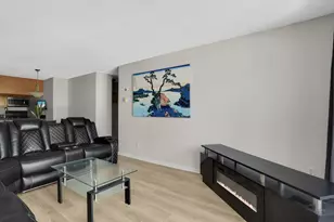 520 Ridgewood Ave, Minneapolis, MN 55403 - Photo 7