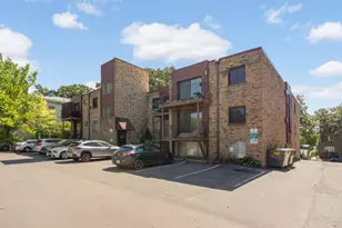 520 Ridgewood Ave, Minneapolis, MN 55403 - Photo 21