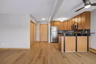 2532 1st Ave S, Minneapolis, MN 55404 - Photo 9