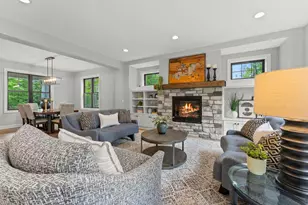 4215 Halsteads Bay Ln, Excelsior, MN 55331 - Photo 15